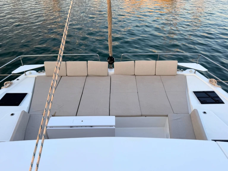Noleggio Catamarano a Néa Péramos – Bali Bali 4.8