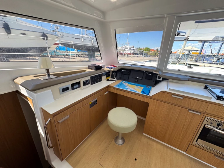 Noleggio Catamarano a Pirovac – Bali Bali Catspace Voile
