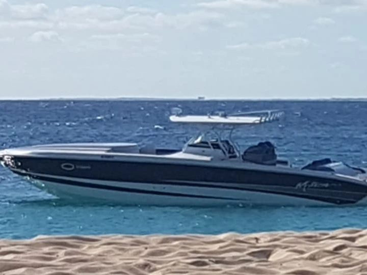 MOTION 42 SF da affittare a  Marigot