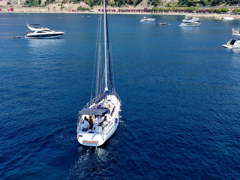 Noleggio a Saint-Jean-Cap-Ferrat – Yachting-France 10.40 MS su SamBoat