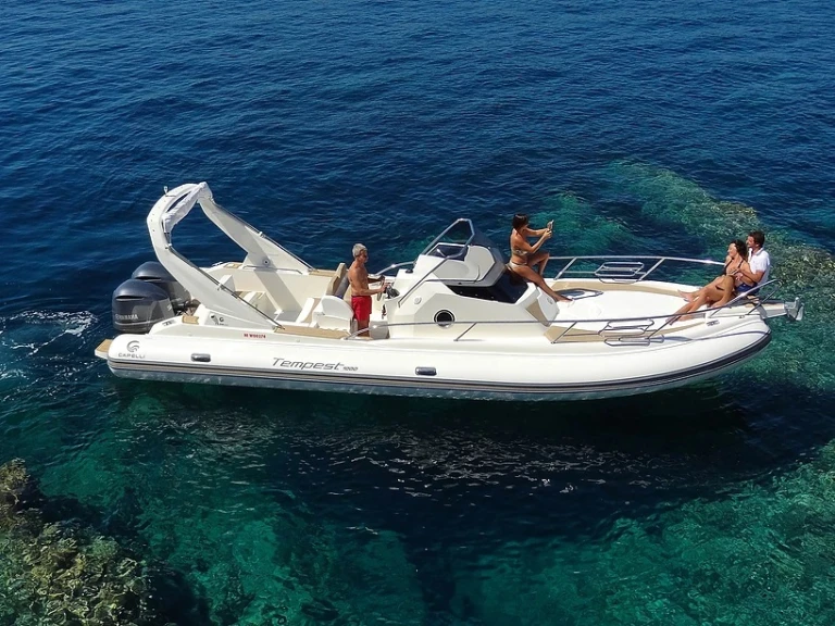 Noleggio barche Capelli Tempest 1000 WA a Porto-Vecchio su Samboat