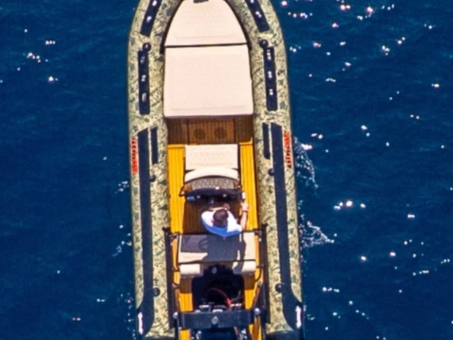 Noleggiare una Océan Skull oceanskull AL550 a Le Brusc