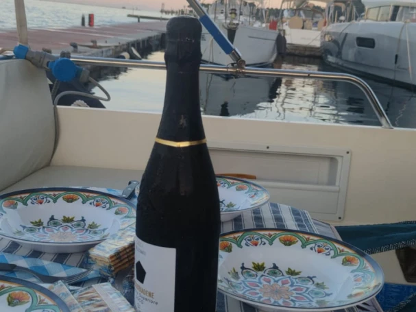Noleggio Barca a motore con o senza skipper Princess a Fezzano