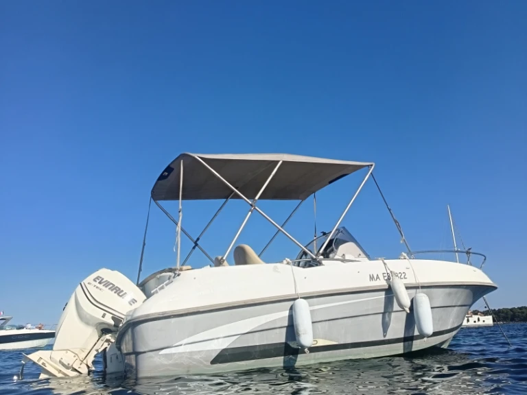 Noleggio Barca a motore a Mandelieu-la-Napoule – Bénéteau Flyer 550 Open S2