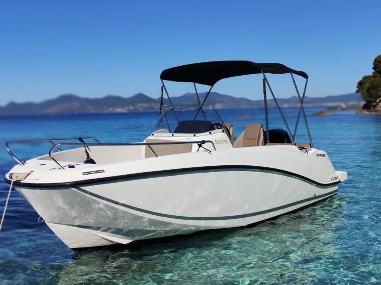 Noleggio barche Mandelieu-la-Napoule economico Quicksilver 555 Open