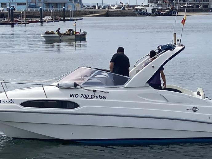 Rio Rio 700 Cruiser da affittare a  A Pobra do Caramiñal