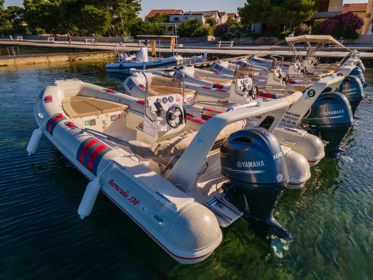 Noleggio Gommone Barracuda con patente nautica