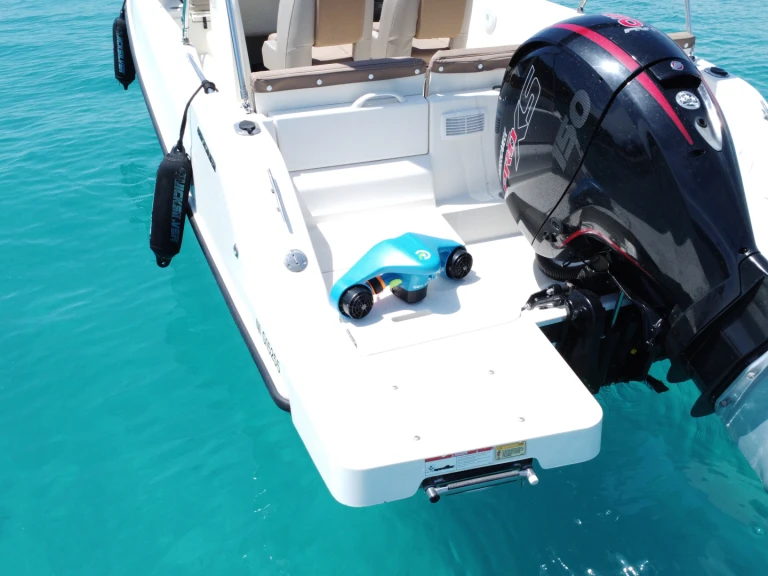 Noleggio Barca a motore Quicksilver con patente nautica