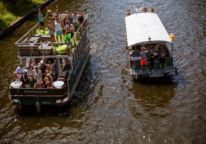 Noleggiare una Playcraft Excursion a Berlin