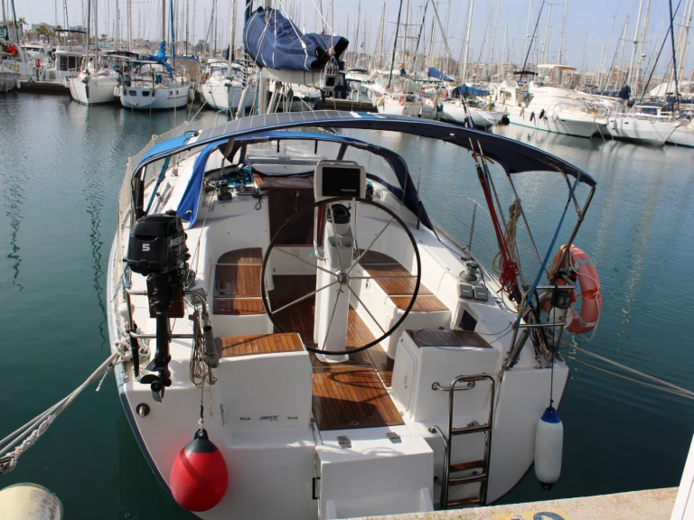 Noleggio barche Torrevieja economico 370e 