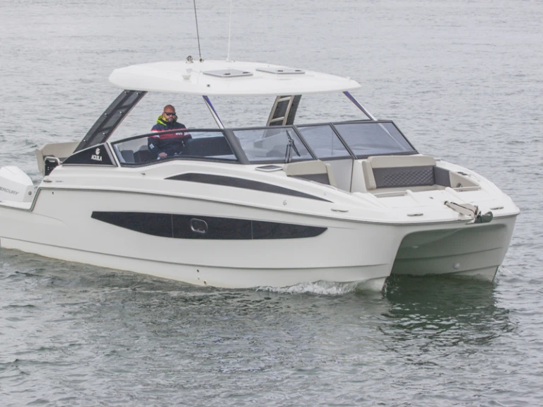 Noleggio Barca a motore a Le Marin – Aquila Aquila 32 Sport