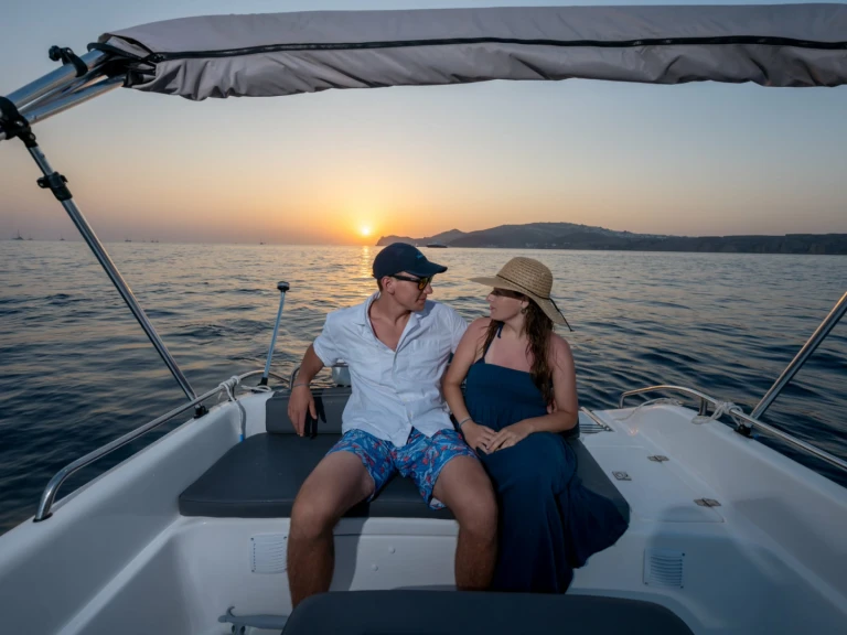 Noleggio Barca a motore a Vlychada – Poseidon Blu Water 170