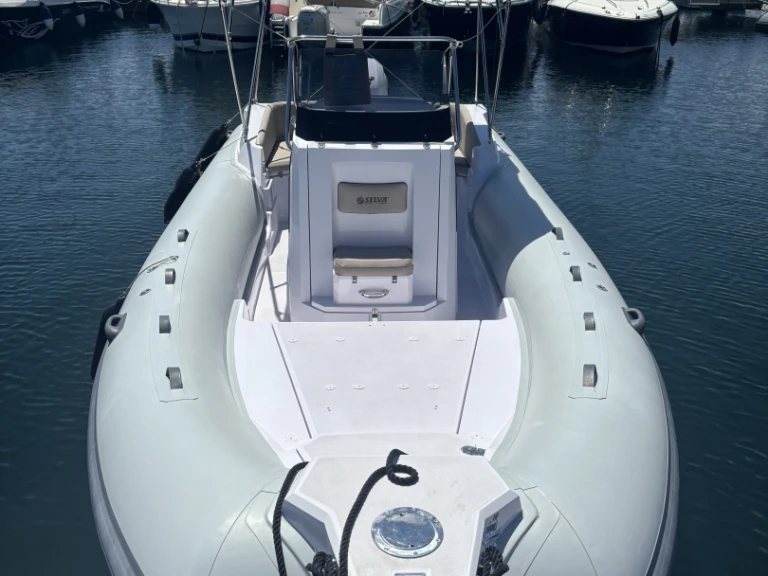 Noleggio Gommone Selva con patente nautica