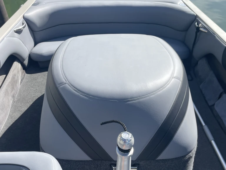 Noleggio Barca a motore a Paris – Malibu Response