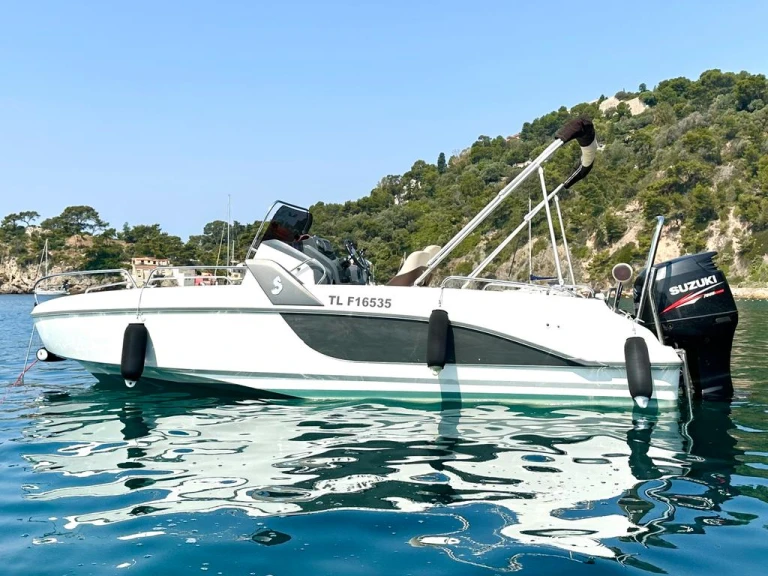 Noleggio barche Bénéteau Flyer 6 SUNdeck a La Seyne-sur-Mer su Samboat