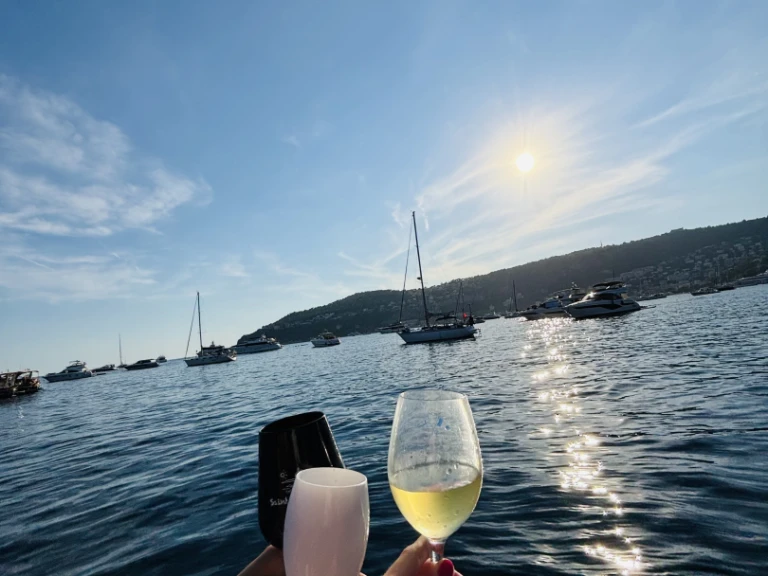 Noleggio barche Jeanneau Merry Fisher 10 a Saint-Laurent-du-Var su Samboat