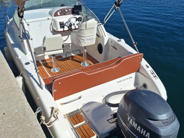 Noleggio a Marsiglia – Sessa Marine Oyster 20 su SamBoat