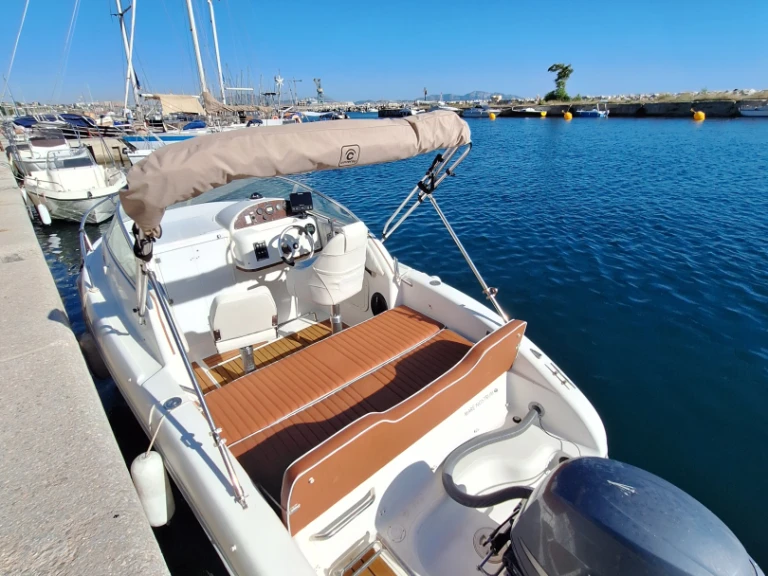 Noleggio Barca a motore a Marsiglia – Sessa Marine Oyster 20