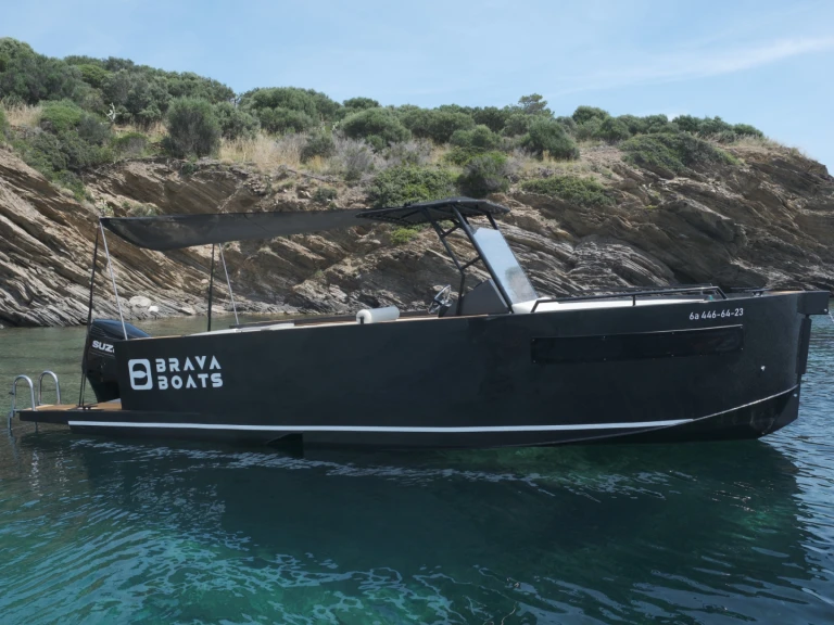 Noleggiare una BravaBoats BA 75 a Roses