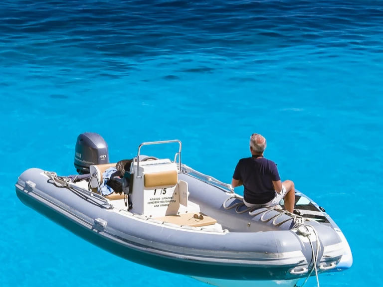 Gommone a noleggio a Cala Gonone al miglior prezzo