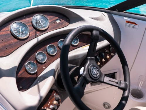 Noleggio a Cannes – chraft Fox Team su SamBoat