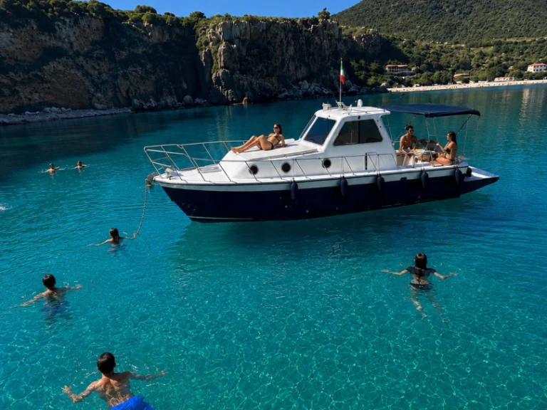 Noleggio barche aztec Crestline a Cefalù su Samboat