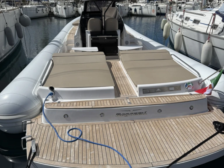 Noleggio Gommone con o senza skipper Magazzu a Palermo