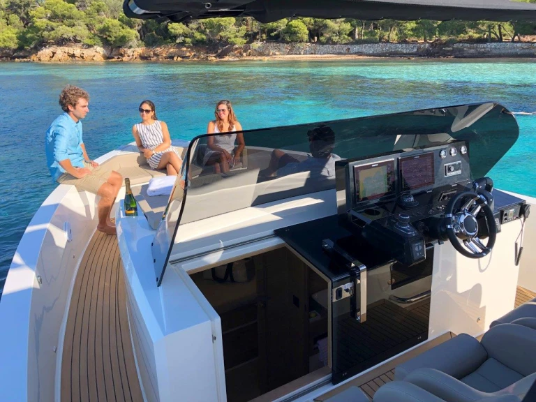 Noleggio barche DE ANTONIO Yachts D42 Open  a Palma de Maiorca su Samboat