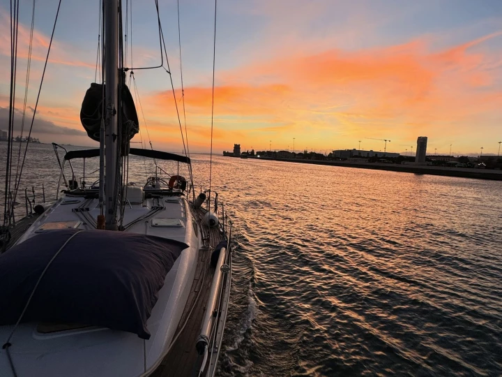 Noleggiare una Jeanneau Sun Odyssey 40.3 a Lisbona