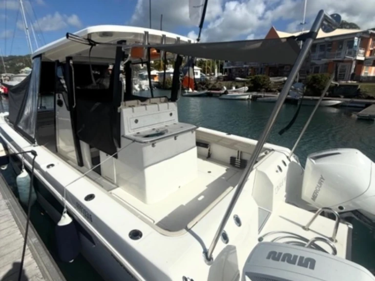 Noleggio Barca a motore a Le Marin – Aquila 28 Molokai