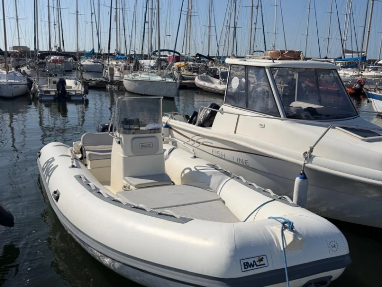 Noleggio a Cagliari – Bwa Bwa 550 su SamBoat
