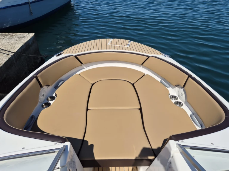 Bayliner Bayliner 249 SD da affittare a  Parenzo (Poreč)