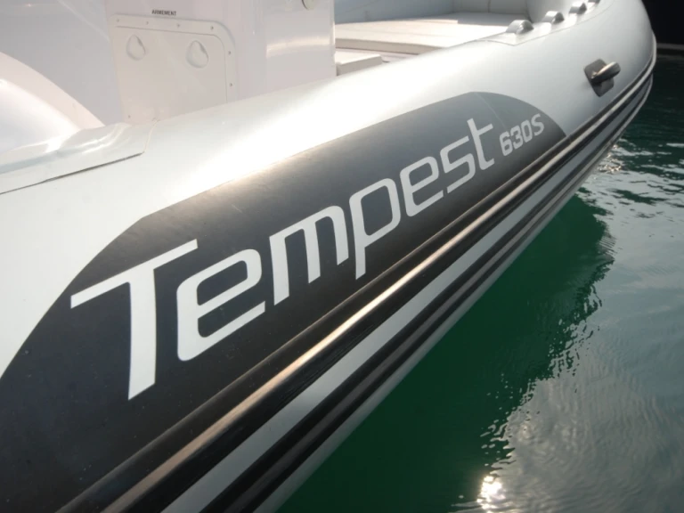 Noleggio Gommone a Le Lavandou – Capelli Tempest 630