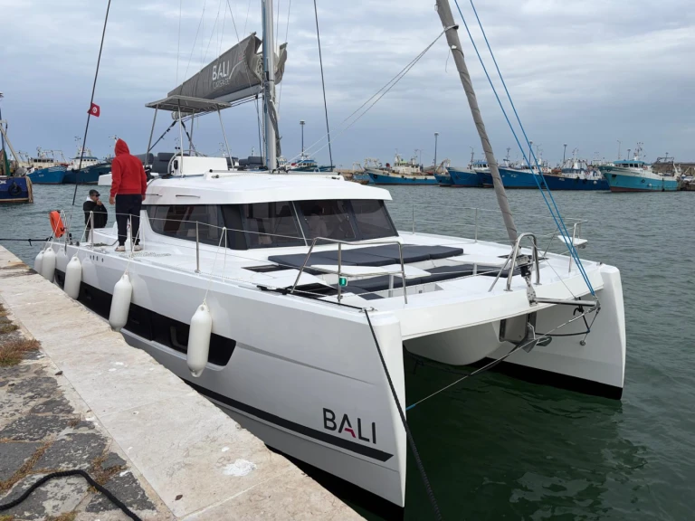 Noleggio Catamarano a Rimini – Bali Bali Catspace MY