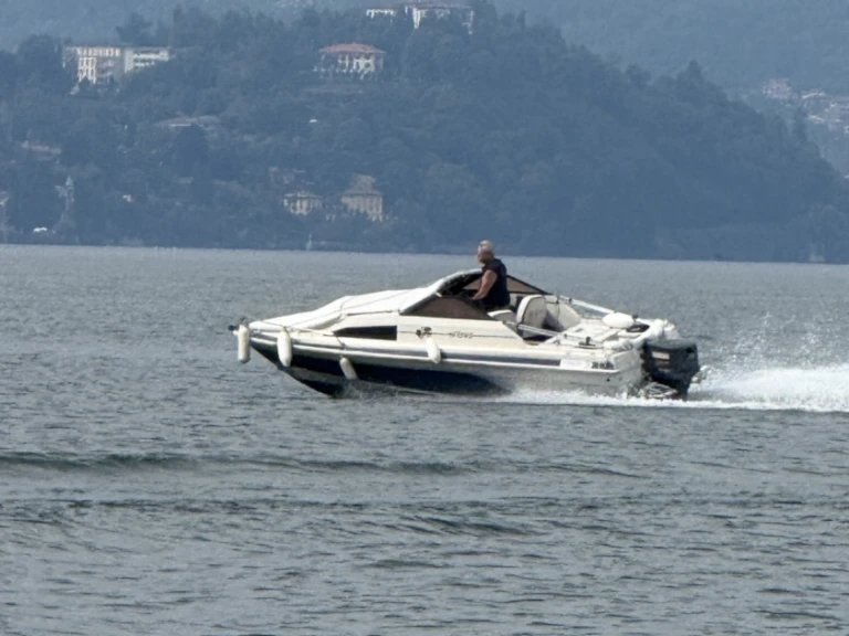 A HELLAS Hermes  da affittare a  Stresa