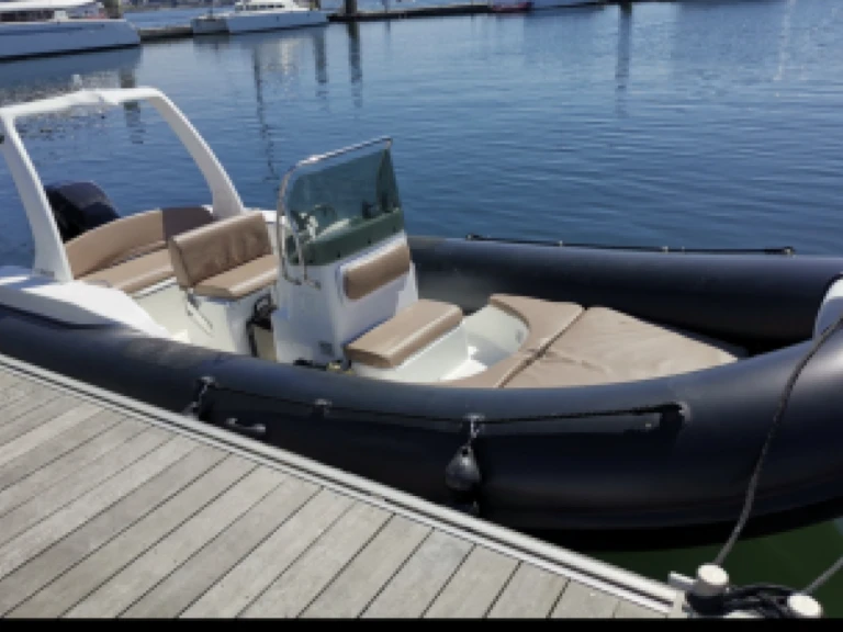 Noleggio a Larmor-Plage – Capelli Tempest 600 su SamBoat
