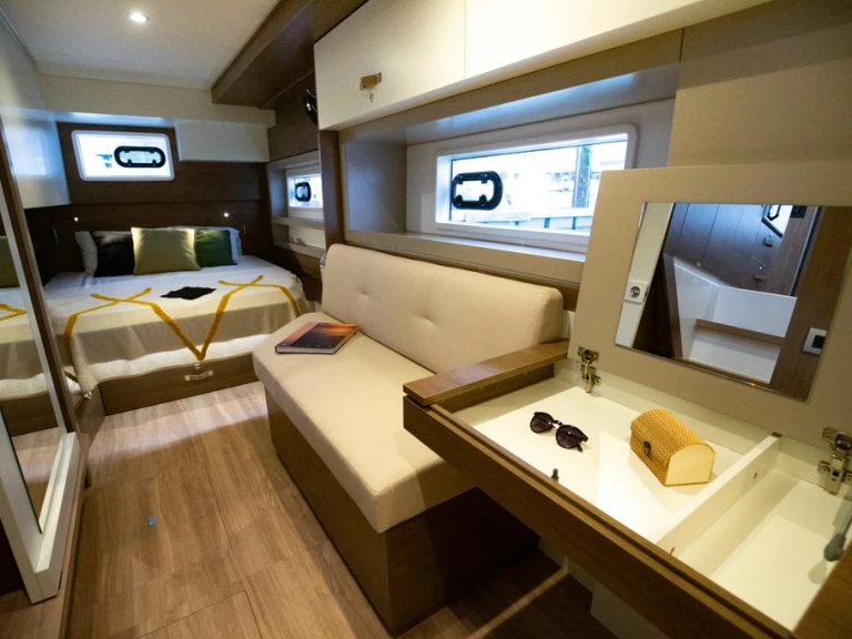 Noleggio Catamarano a Ibiza Town – Bali Bali 4.4