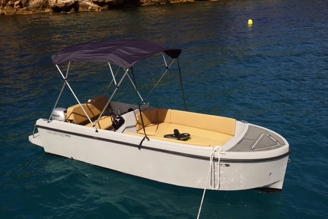 Noleggio Barca a motore con o senza skipper Valory a Francia