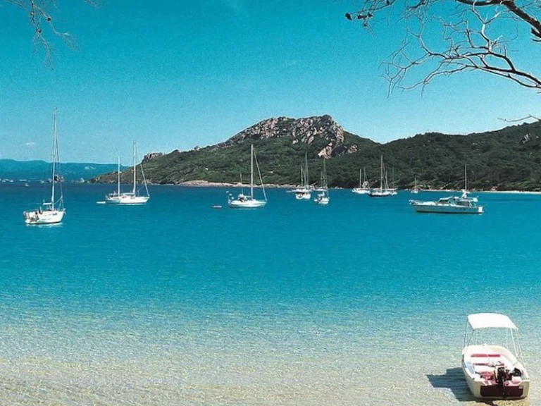 Noleggio Barca a vela Camper-Nicholson con patente nautica