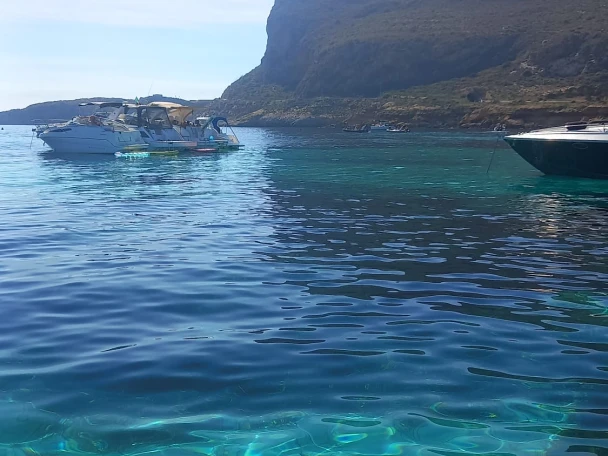 Combac Shark  da affittare a  Marsala