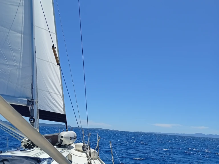 Barca a vela a noleggio a Trogir al miglior prezzo