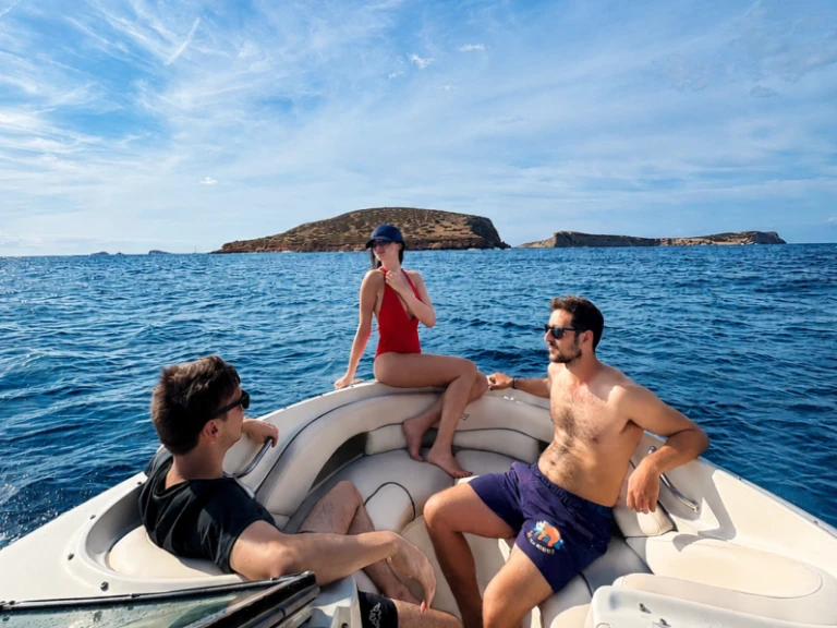 Noleggio Barca a motore con o senza skipper Sea Ray a Sant Antoni de Portmany