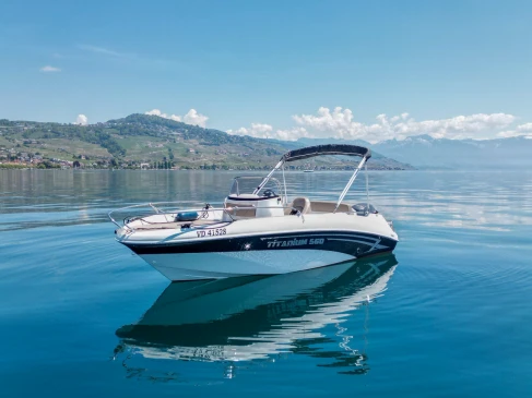 Noleggio a Pully – Titanium 560 Open su SamBoat