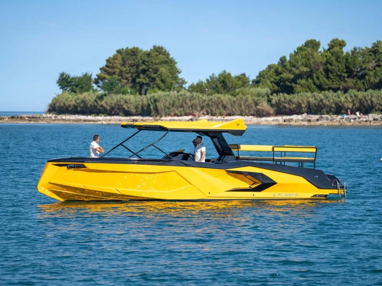 Noleggio barche Rovigno economico Raptor 