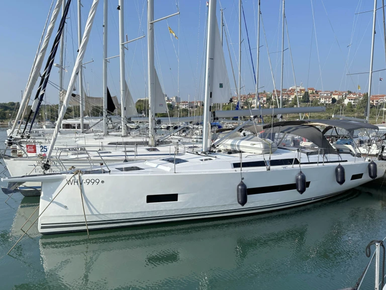 Noleggio barche Hanse Hanse 460 a Pola su Samboat