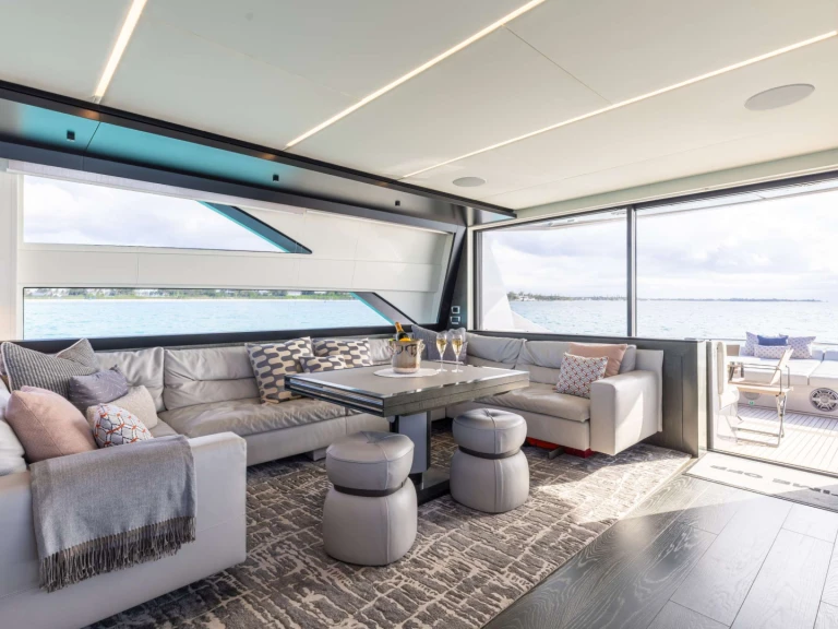 Noleggio Yacht di lusso con o senza skipper Pershing a Nassau