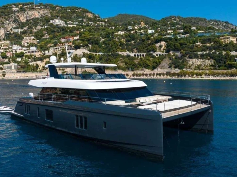 Yacht di lusso a noleggio a Costa Azzurra al miglior prezzo