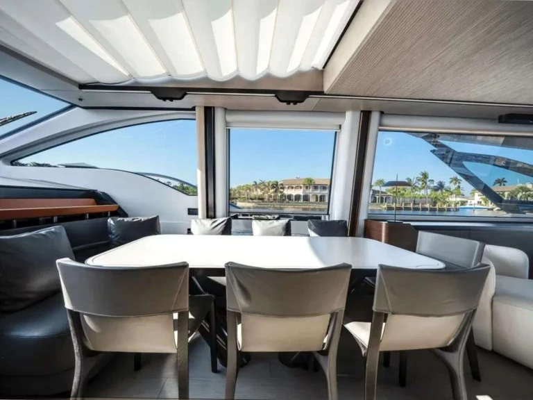 Noleggio barche Miami economico Six Seven