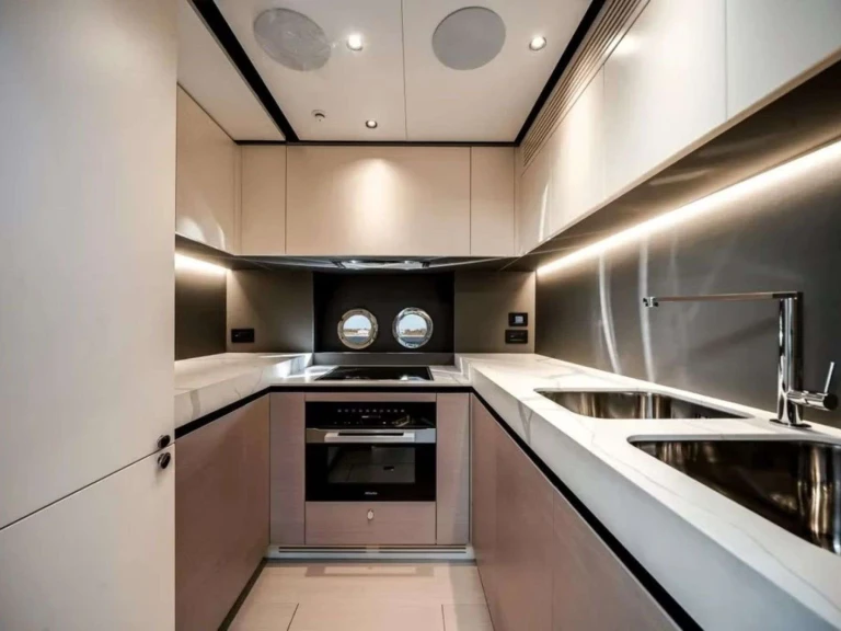 Noleggio barche Azimut Six Seven a Miami su Samboat