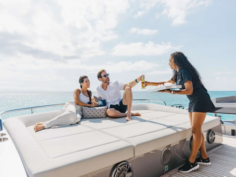 Noleggio Yacht di lusso a Nassau – Pershing TIME OFF